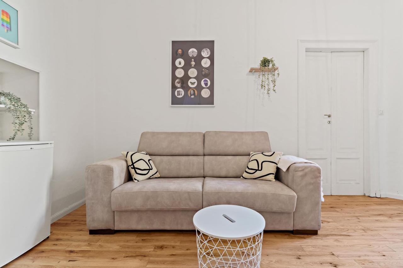 Navigli Charming Flat Apartment มิลาน ภายนอก รูปภาพ